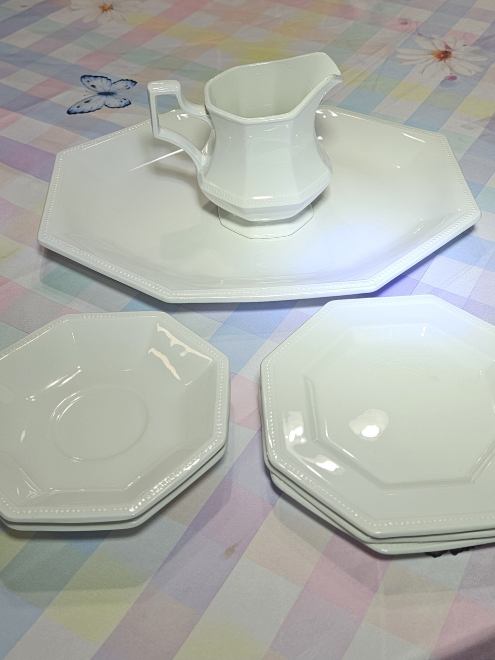Vintage Johnson Brothers Heritage White‎ Ironstone 7-Piece Serving Set